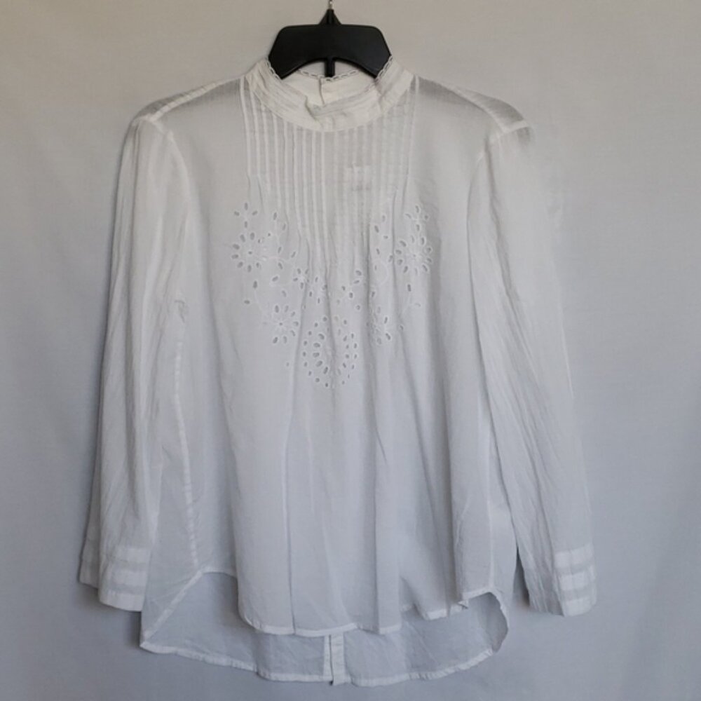 Gap White High Neckline Pleated & Eyelet Top XS ☆